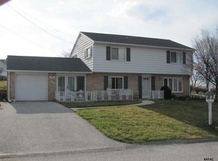 212 Ameda Dr, Jacobus, PA 17407