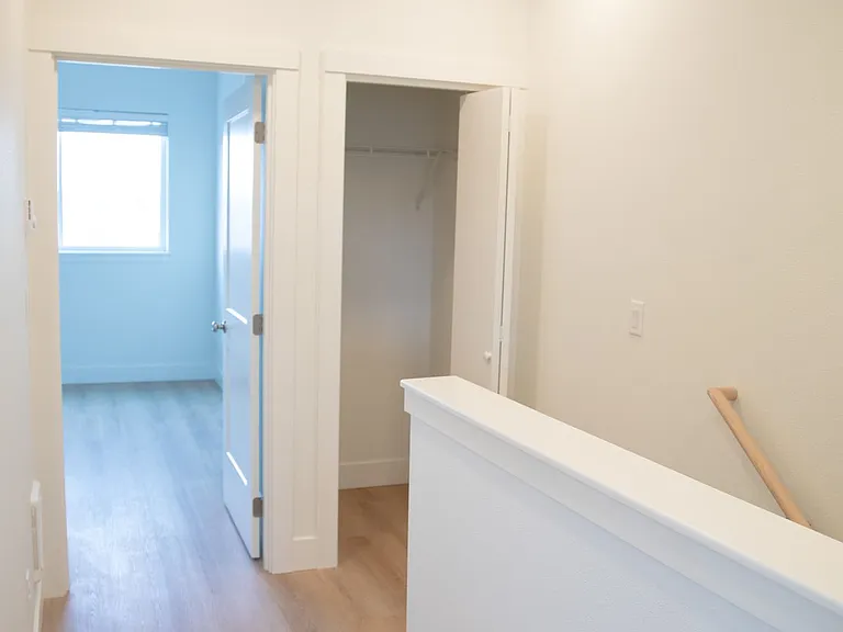Welcome to Sun Drive Townhomes! — Photo 17