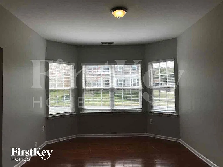 12204 Palomar Dr — Photo 6