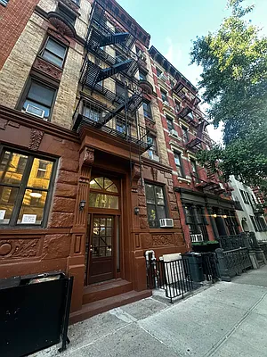 Rented by Sutton Park Realty LLC | media 5