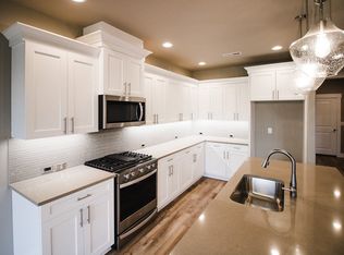 356 Chardonnay Ct, Walla Walla, WA 99362