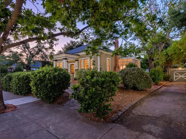 17 10th Street, Petaluma, CA 94952