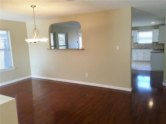 3rd image of 4345 Onyx Dr