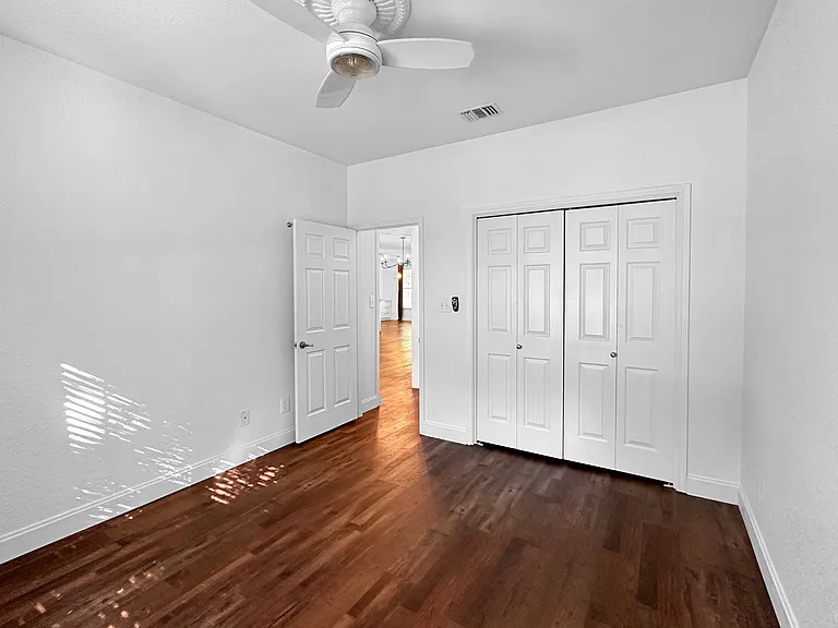 1415 Azalea Ln — Photo 14