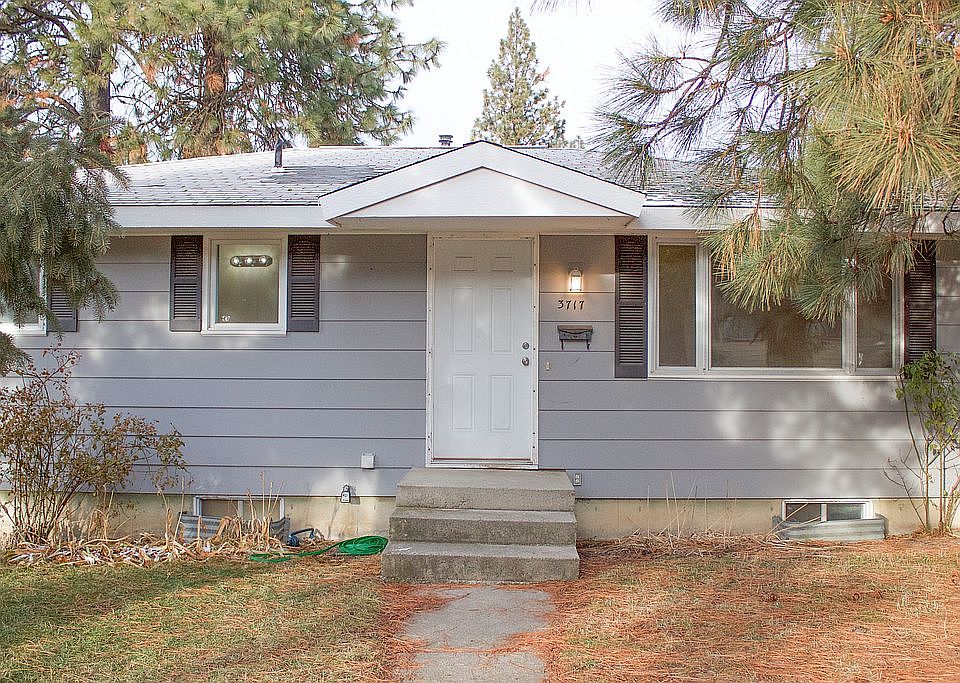 1st image of 3717 E 15th Ave
