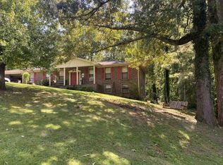 144 Windy Hill Rd, Rainbow City, AL 35906
