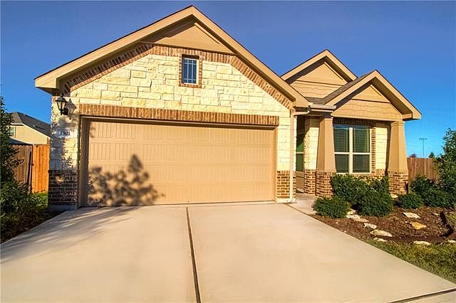 1st image of 1301 Camino Ct