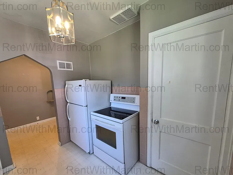 925 Hammond Ave — Photo 8