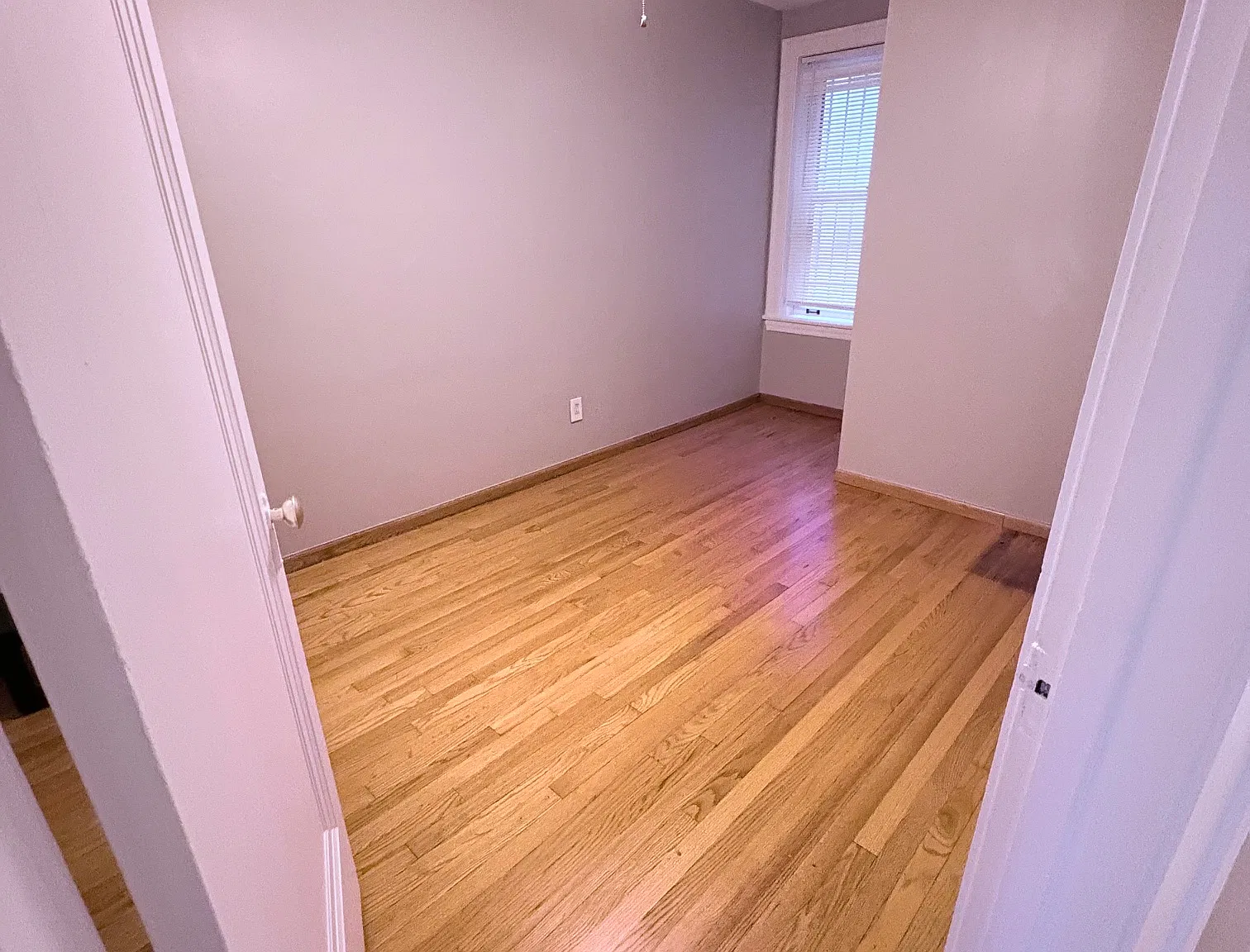 3 bed, 1400 sqft, $4,400 — Photo 3