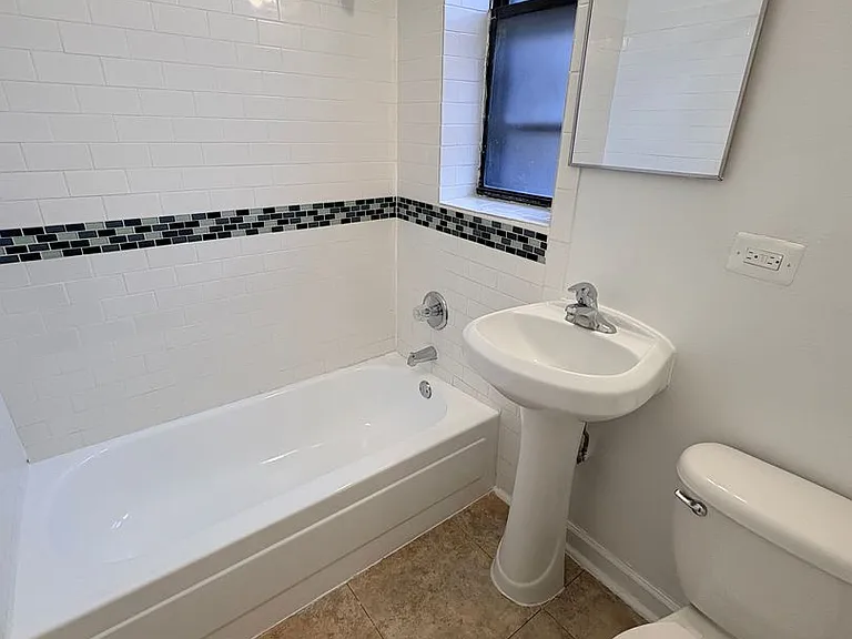 5417 W Washington Blvd — Photo 8