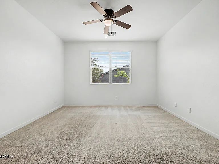 21415 W Holly St — Photo 22