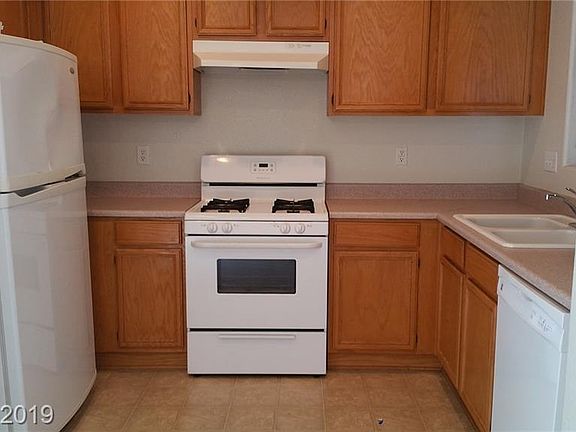 3rd image of 11738 Magliana St #0