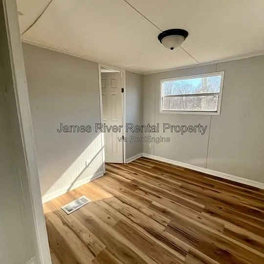 5131 Boonsboro Rd #19 — Photo 9
