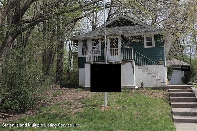 2nd image of 170 Edgegrove Ave
