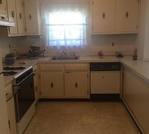 2nd image of 64 Guadeloupe Dr