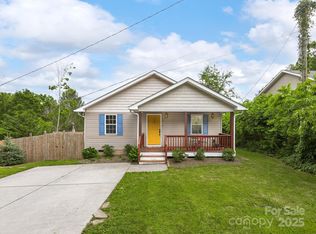 23 Townview Dr, Asheville, NC 28806