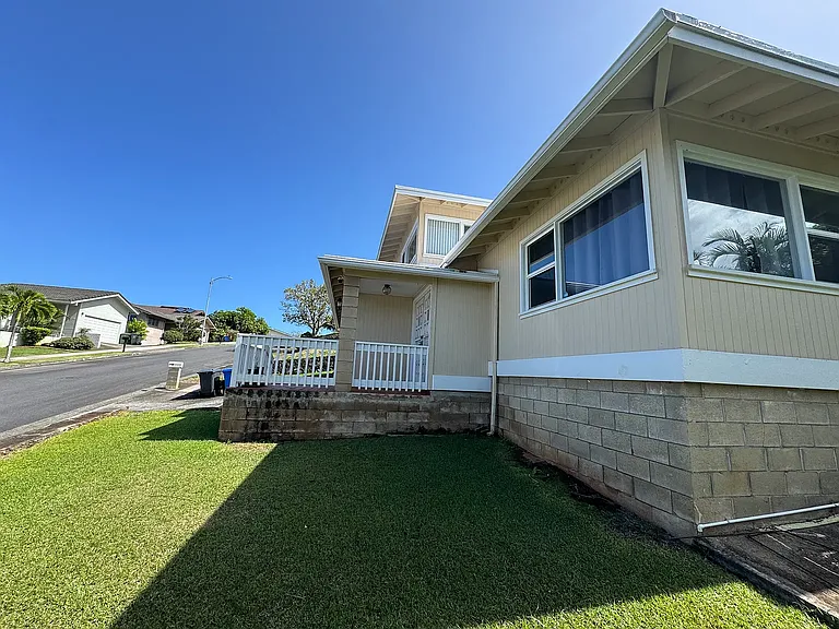 1279 Aupapaohe St — Photo 22