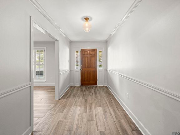 4th image of 4242 Pine Park Dr