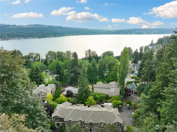 3500 E Lake Sammamish Parkway SE #8-103, Sammamish, WA 98075