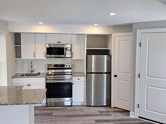 5th image of 4630 Umbria St #2