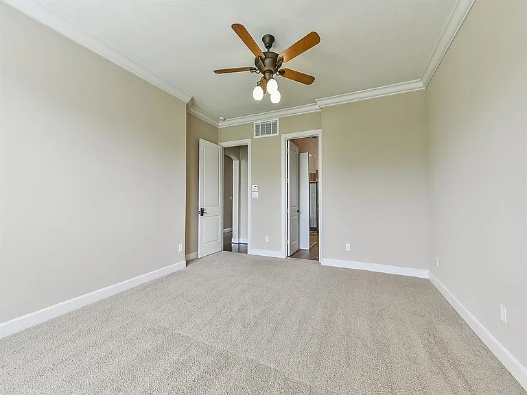 19610 S San Gabriel River Cir — Photo 29