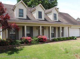 951 Greenfield Pl, Southaven, MS 38671