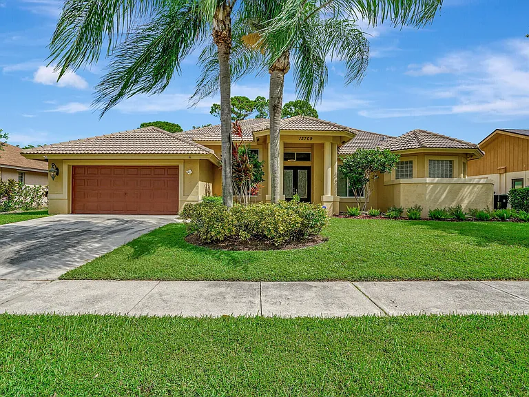 13709 Columbine Ave — Photo 36