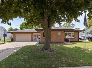 1125 Coolidge Ave, Oshkosh, WI 54902