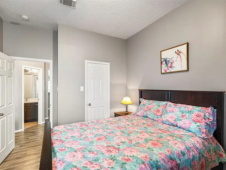 3827 Shady Breeze Dr — Photo 14