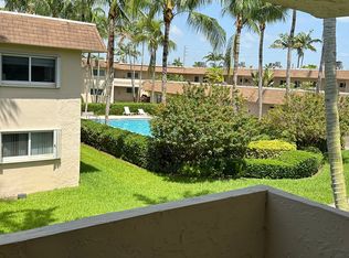 14500 SW 88th Ave APT 220, Palmetto Bay, FL 33176