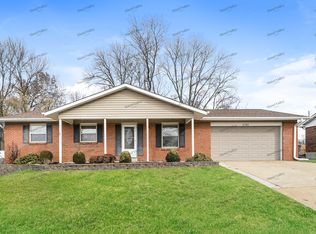 6742 Barnwood Dr, Hazelwood, MO 63042
