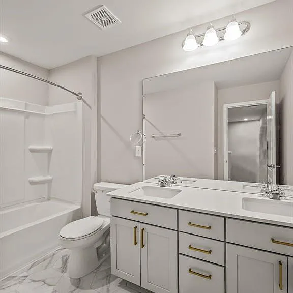 4837 Glenora Dr — Photo 23