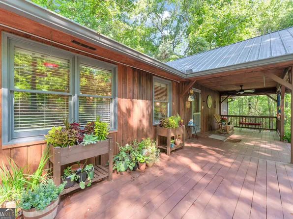113 Biddy Mountain Ln, Tiger, GA 30576