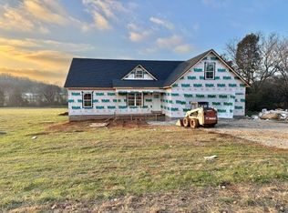 9 Ralph A Young Rd, Bowling Green, KY 42101