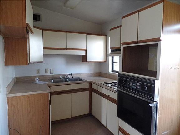 4th image of 1408 Crooms Ave