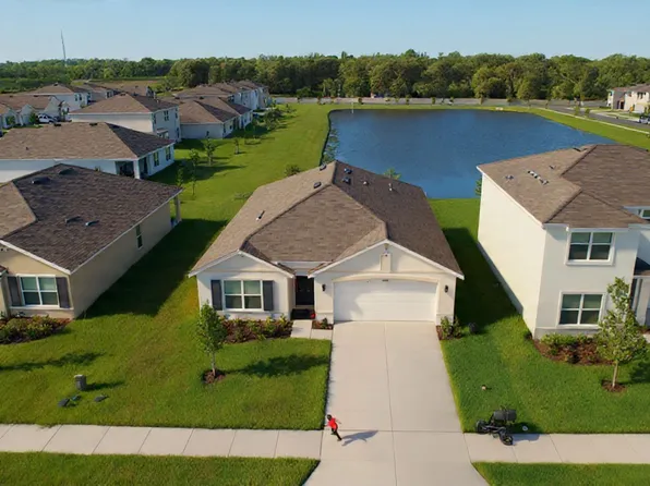 5686 Barakat Rd, Zephyrhills, FL 33541