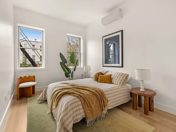 1230 Putnam Avenue image 6 of 10