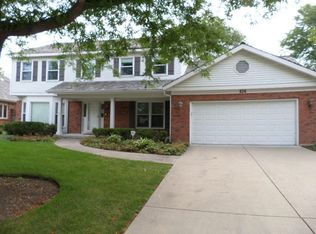 824 Paddock Ln, Libertyville, IL