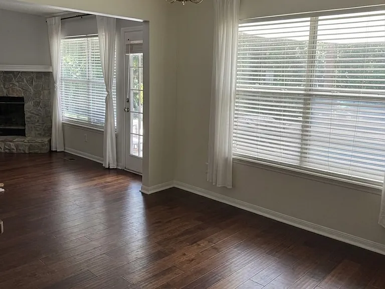 4786 Mountain Breeze Ct S — Photo 12