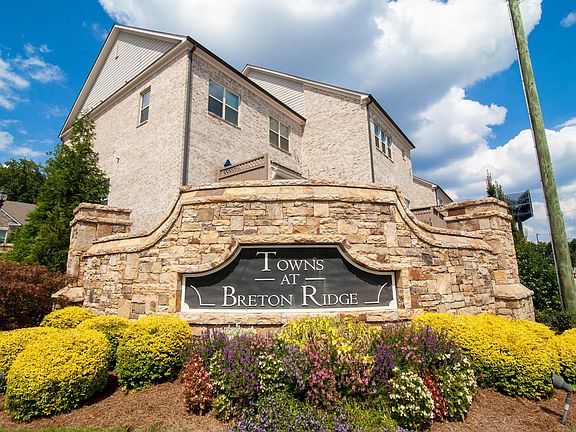 Breton Ridge-Townhome Community