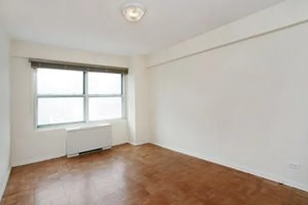 Sold by Douglas Elliman | media 8