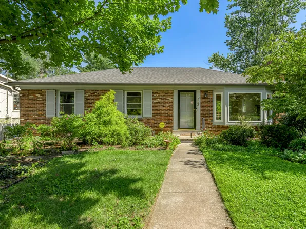 953 Holly Springs Dr, Lexington, KY 40504