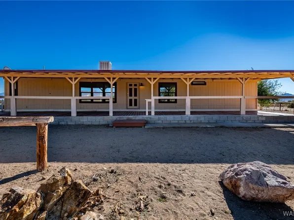 5076 W Roundup Dr, Golden Valley, AZ 86413