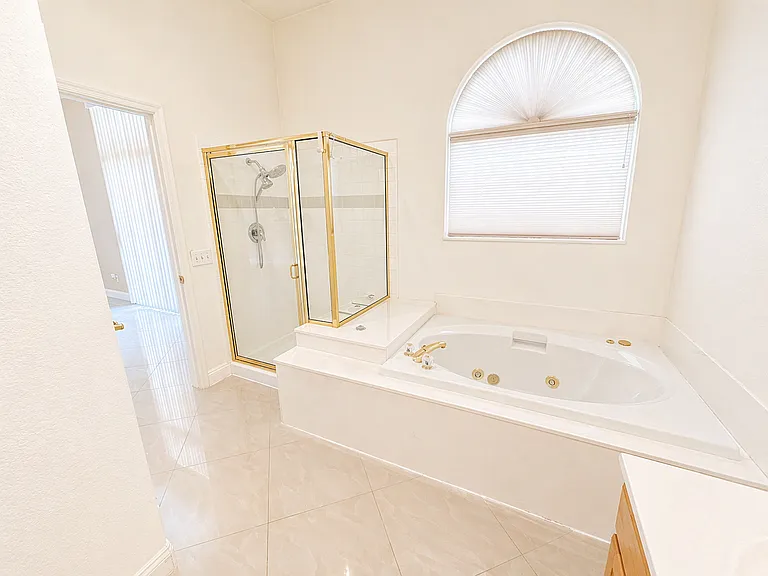 3235 Siboney Villa Cir — Photo 15