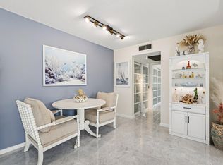 125 Oakridge #125-J, Deerfield Beach, FL 33442