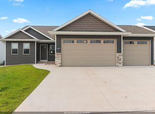 1626 Valor Pl, Neenah, WI 54956