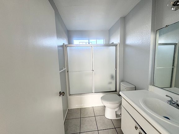 5th image of 1533 W 224th St #3