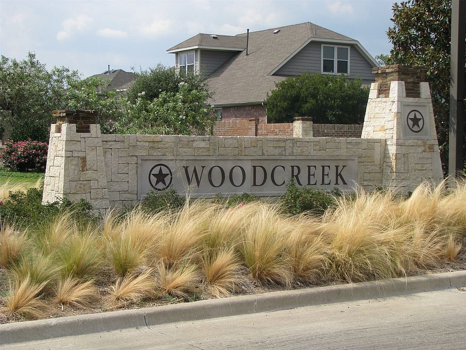 2nd image of 410 Plains Pl