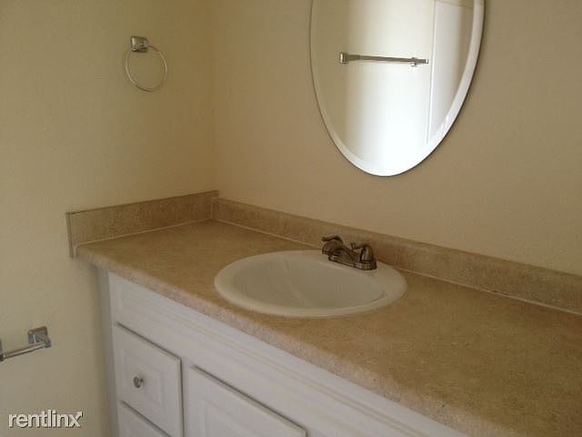 1st image of 61 W Inglewood St APT 1