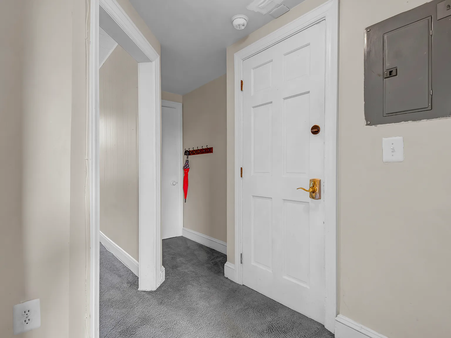 1 bed, 700 sqft, $950 — Photo 2
